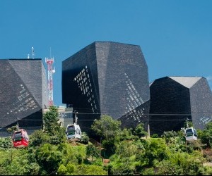 Parque Biblioteca España Fuente flickr com Usuario Guia de Viajes Oficial de Medellín2